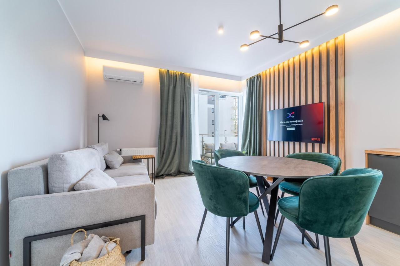 Bella Vista - 3Pok, 5 Lozek, Centrum, Parking, Winda, Widok Na Rzeke, Netflix ايوافا المظهر الخارجي الصورة